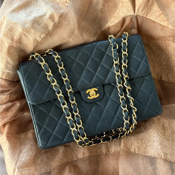 CHANEL Handbags - CHANEL Black Caviar Vintage Single Flap Jumbo GHW 24k plated